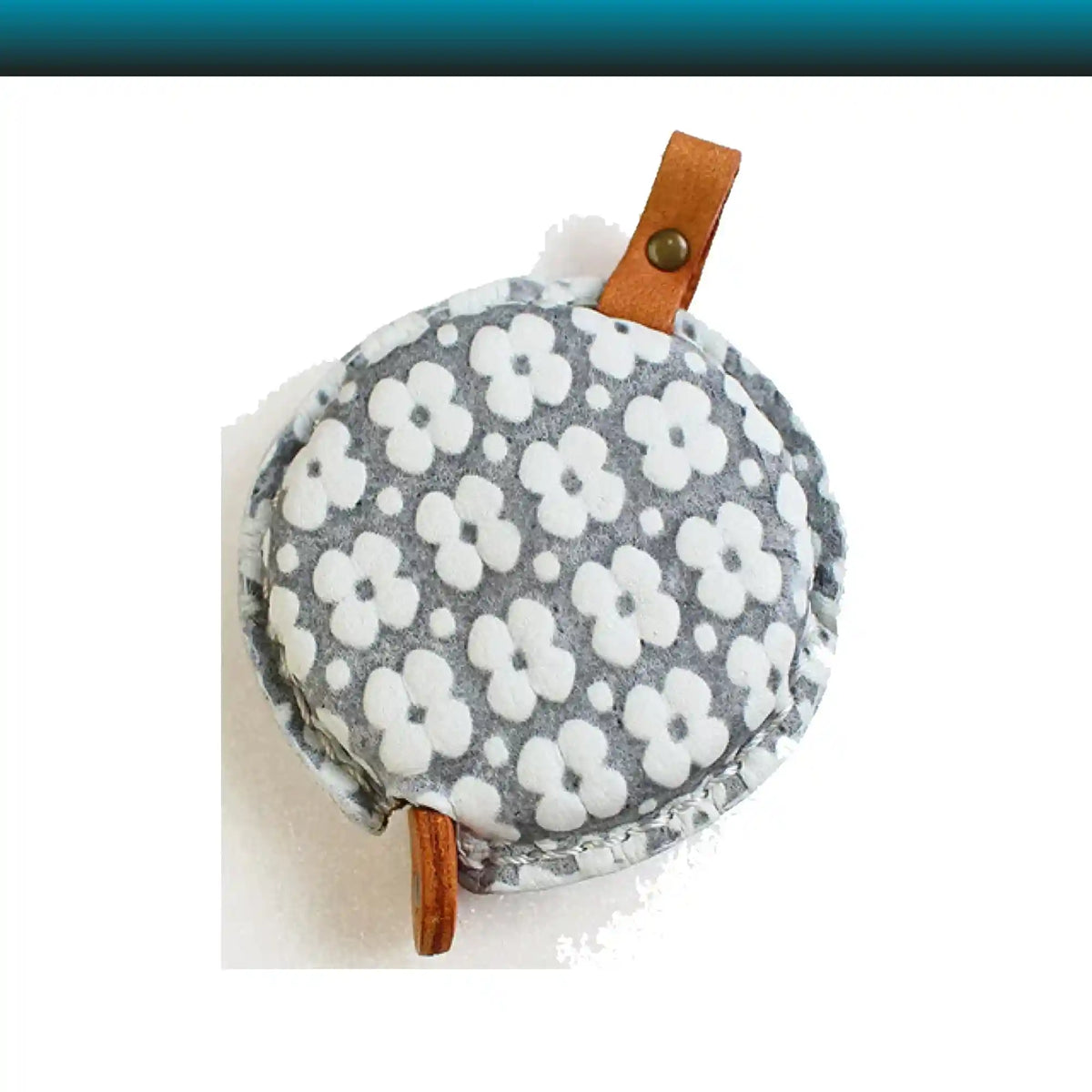 Cohana Tape Measure with Yuzen Leather Cover